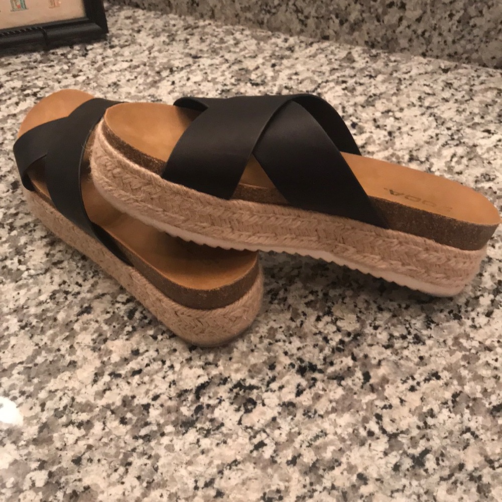 Black platforms